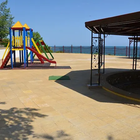 Single Private In Marina View Fort Beach Daire *