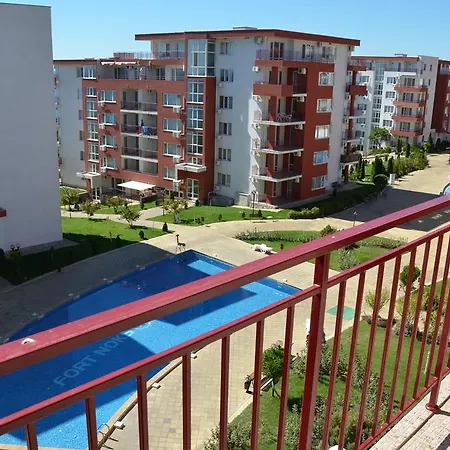 Апартаменты Single Private In Marina View Fort Beach Свети-Влас