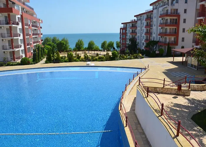 Single Private In Marina View Fort Beach