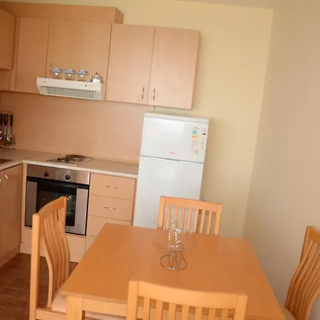Single Private In Marina View *