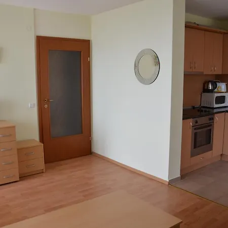 Single Private In Marina View Fort Beach Apartment